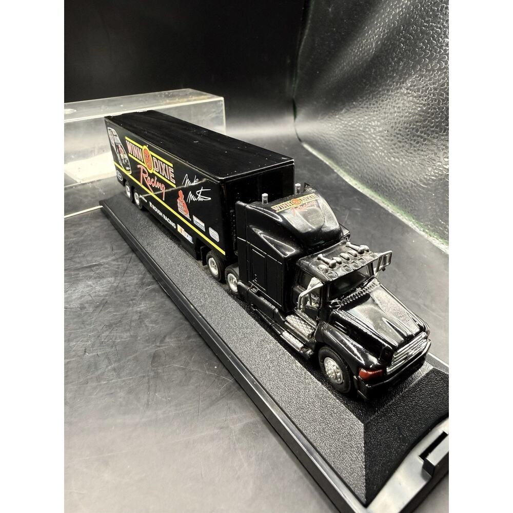 Racing Champions Mark Martin 1994 Winn Dixie Transporter 1 Of 7500 1:87th Scale
